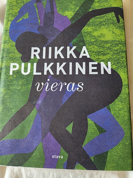 Riikka Pulkkinen Vieras Kirja Kovakantinen