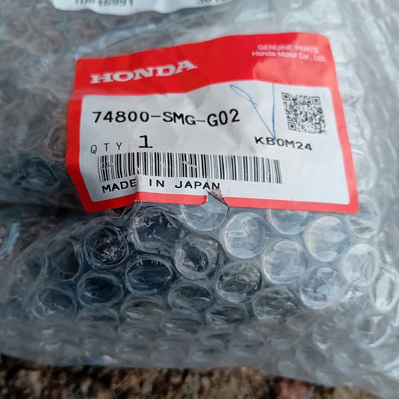 Honda CR-V 2011 Takaluukun lukko