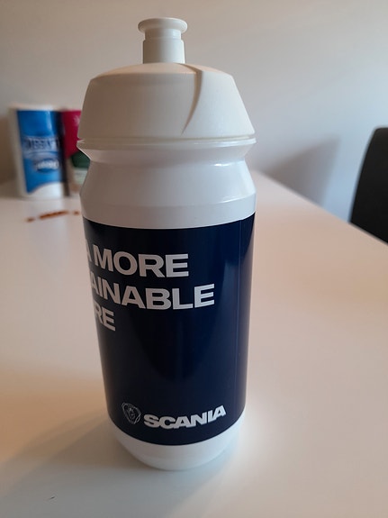 Scania juomapullo (uusi)