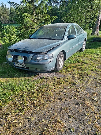 Volvo S60 Automaatti 2002 D5 163hp osina myynnissä