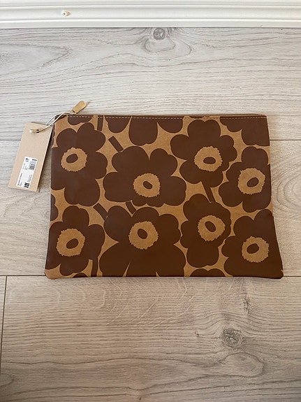 Marimekko mini Unikko A4 pussukka