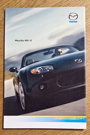 Mazda MX-5 -esite 2006