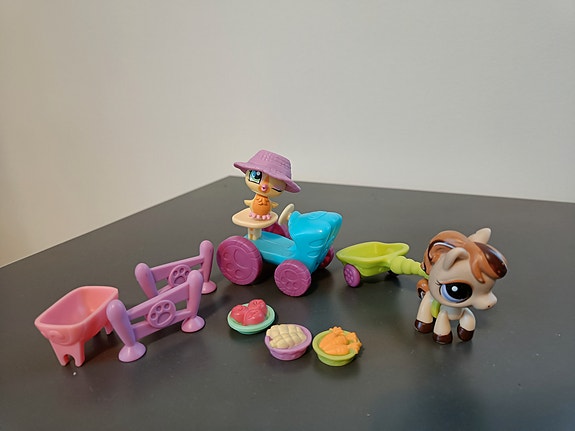 Littlest Pet Shop Barnyard Pets