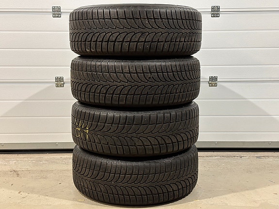 Bridgestone 4kpl kitkarenkaat 235/60-18