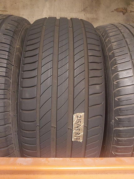 Kesärengas Michelin 215-45-17