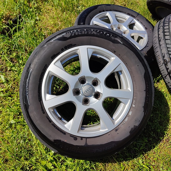 Audi OEM vanteet 17"