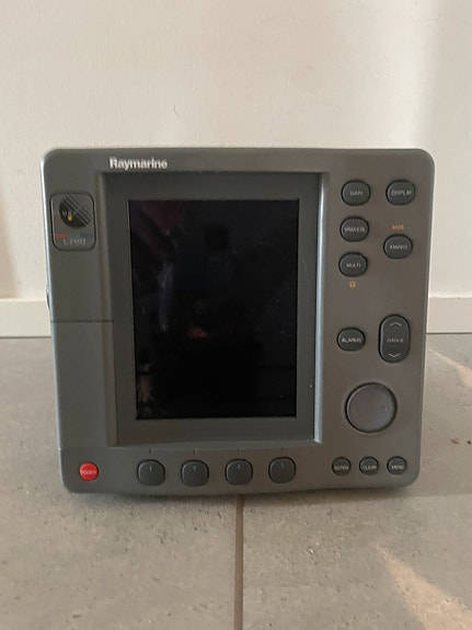 Product image 1 of 3