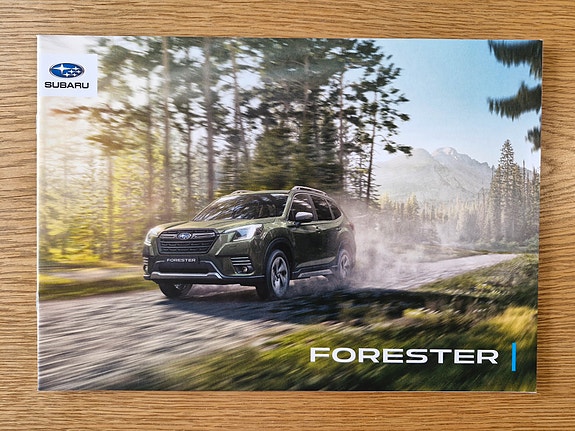 Subaru Forester -esite 2012