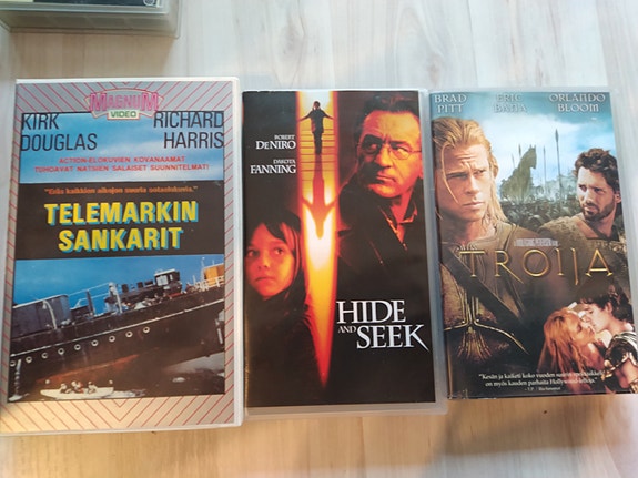 Telemarkin sankarit, Troija, Hide and Seek VHS kasetit