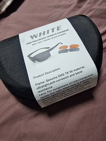 Uudet White Pro aurinkolasit urheiluun