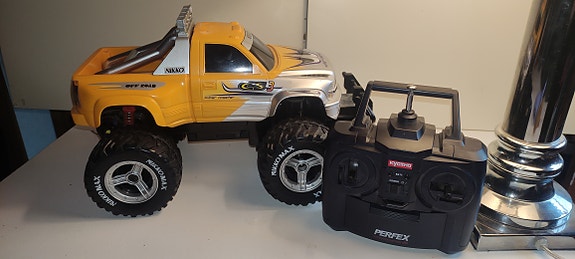 Nikko radio-ohjattava Off Road CS 3 - auto