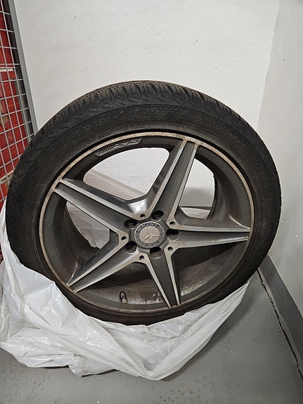Mercedes Benz AMG alkuperäiset vanteet