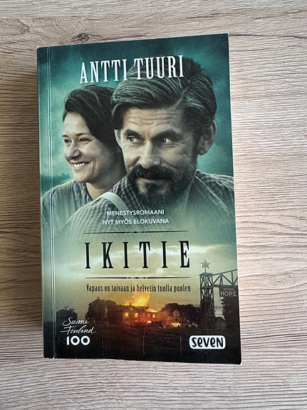 Ikitie kirja / Antti Tuuri