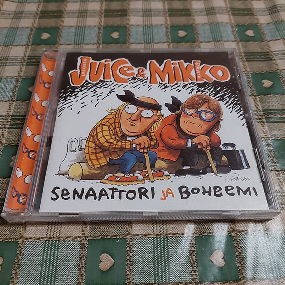Juice & Mikko, Senaattori ja Boheemi, CD