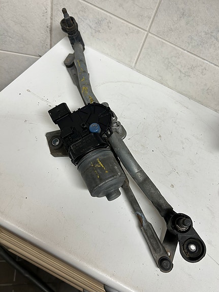 Opel Astra H pyyhkijänmoottori/vivusto