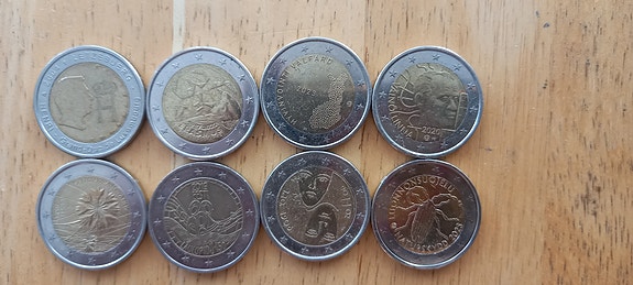 2 euron juhlakolikot