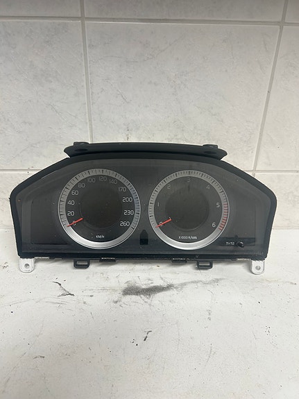 Volvo V70 mk3/S80 mk2 mittaristo
