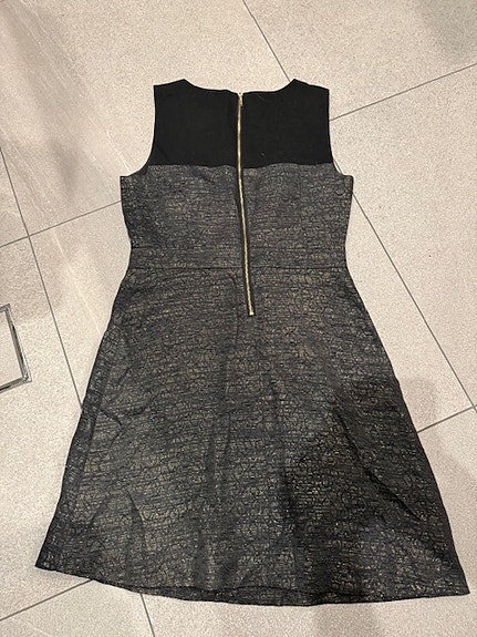 Upea DKNY mekko arkeen tai juhlaan M + bonus