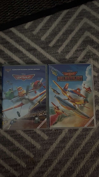 Lentsikat 1 ja 2