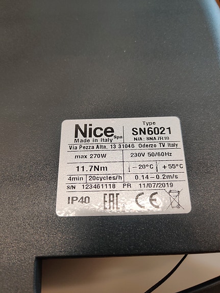 Product image 3 of 3