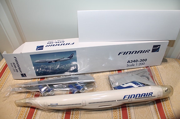 FINNAIR A340 A340-300 OH-LQA pienoismalli 1:200 vanha lentokone paketti