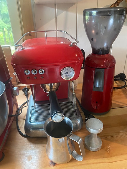 Ascaso kahvikone ja Nuova Simonelli kahvikone