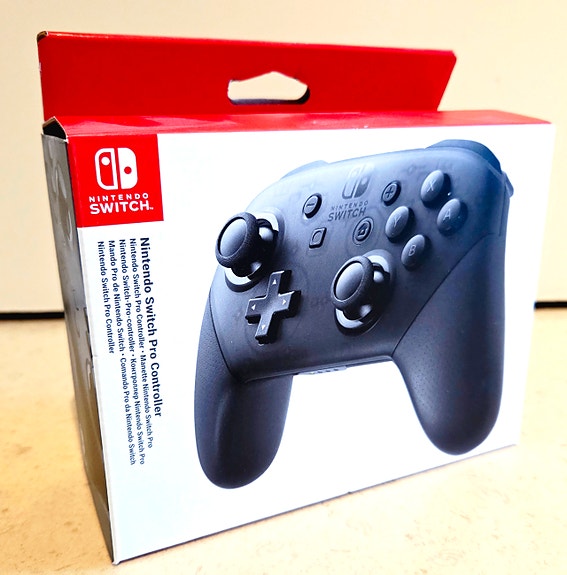 Nintendo Switch Pro Controller