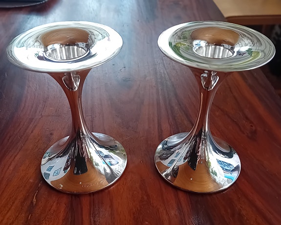 Tapio Wirkkala, 2 kpl Trumpetti kynttilänjalat kork. 100 mm