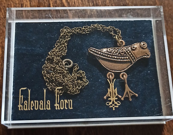 Kalevala Hattulan lintu kaulakoru