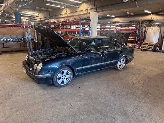 W210 320cdi osia.