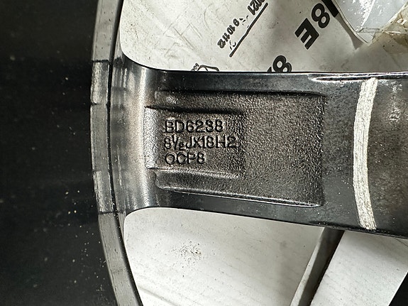 Product image 3 of 9