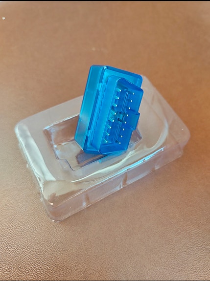 ELM327 OBD2 skanneri