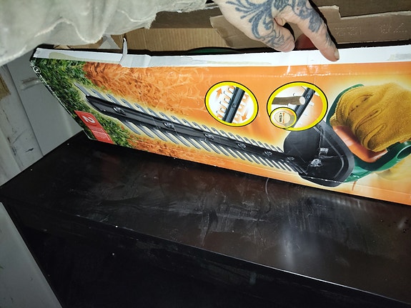 Pensasleikkuri black &decker
