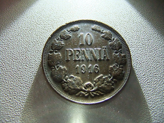 10 penniä v. 1916. Tsaari Nikolai Toinen.