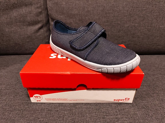 Superfit kengät UUDET 33