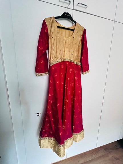Intialainen Mekko
