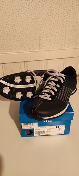 Naisten Adidas Golf kengät 38