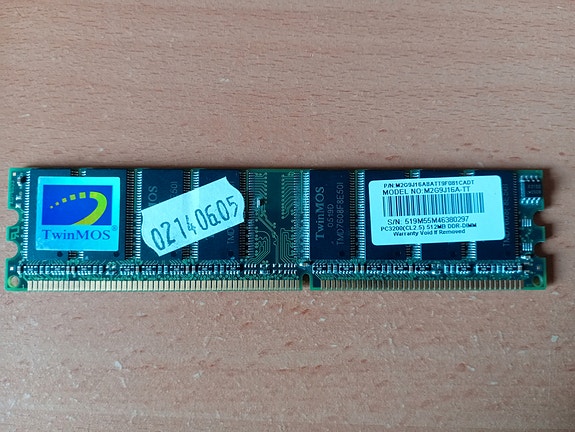 Muisti TwinMos 512MB DDR PC3200