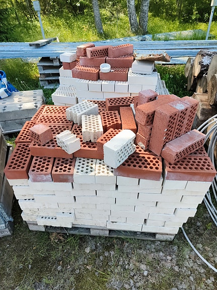 Tiiliä