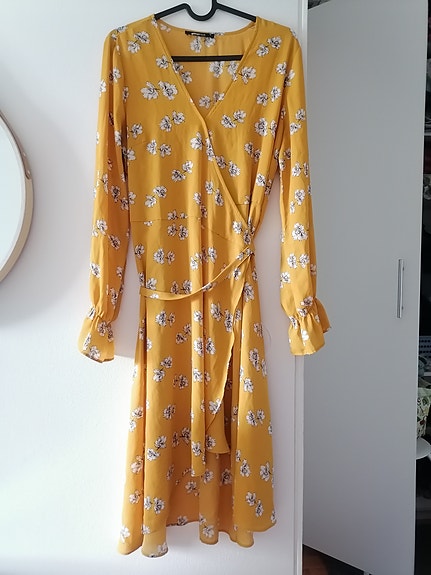 Gina tricot mekko