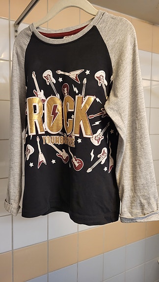 Rock lasten paita 116