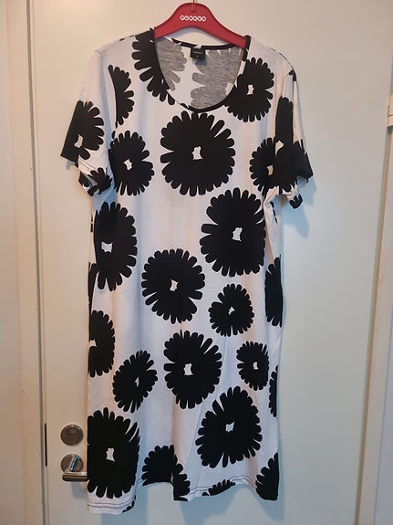 Nanso Mimosa mekko xl