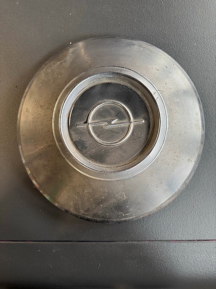 Opel pölykapseli