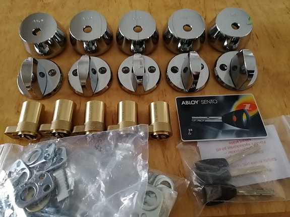 Abloy Sento ulko-oven lukot x5