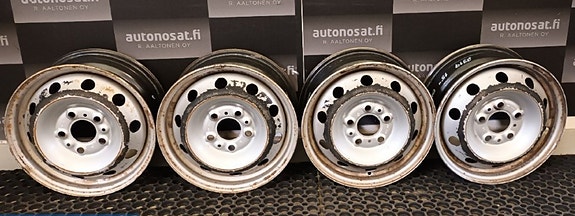 Peugeot Boxer peltivanteet 6 X 15 ET68