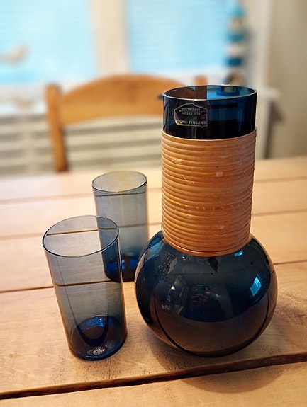 Product image 1 of 3