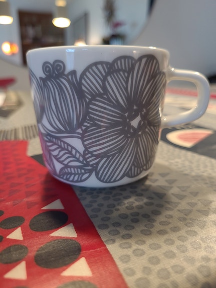 Marimekko Oiva Kurjenpolvi kahvikuppi