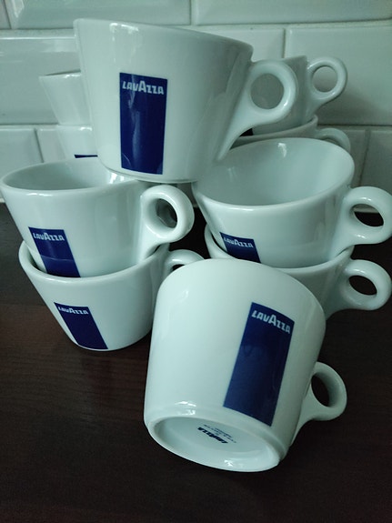 Lavazza Kahvikuppi , Valkoinen Posliini. Käyttämätön. 6 kpl/5e