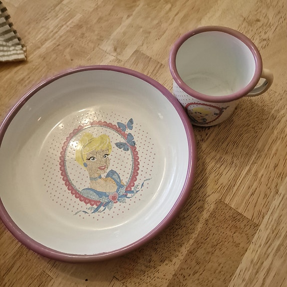 Muurla setti prinsessa tuhkimo