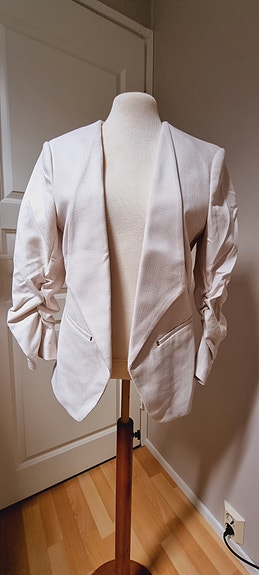 H&M bleiseri